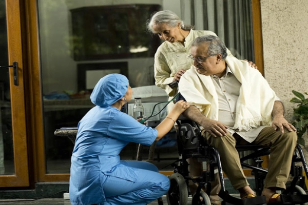 Trusted Elder Care Services at Home Across Delhi-NCR